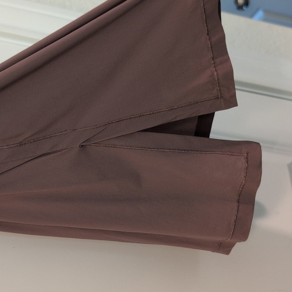 Lululemon Women's Final Count Tank Antique Bark - Picture 8 of 11